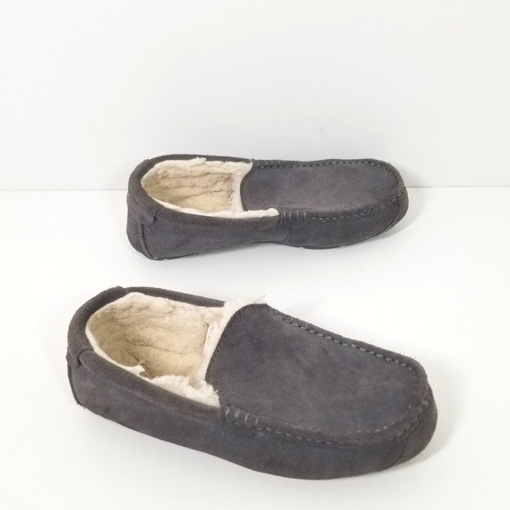 Kookaburra by UGG Tipton Stone Gray Moccasin  Slippers Men 7 Women 8